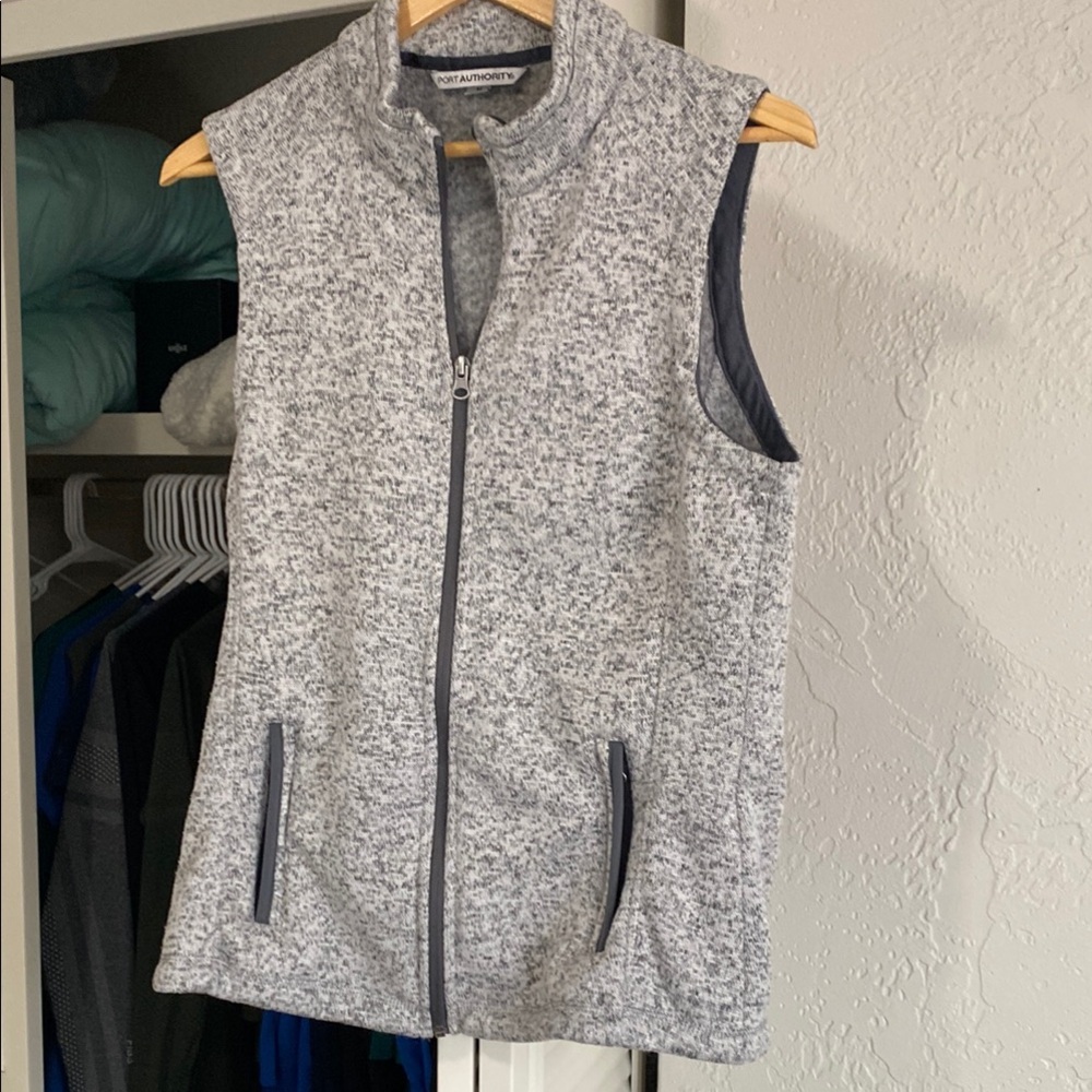 Port Authority fleece vest in Grey Heather (size M)